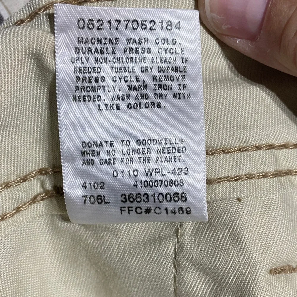 Levis Mens Plaid Cargo Shorts 37 Brown Blue Cotton Relaxed Fit Utility Hiking
